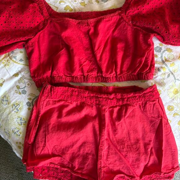 Red Cotton Set - Picture 8 of 8